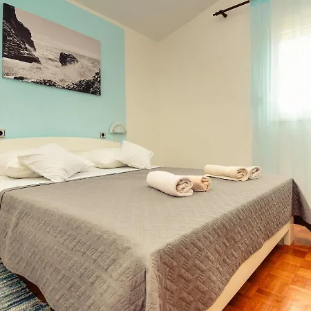 Apartment Dondo By Interhome