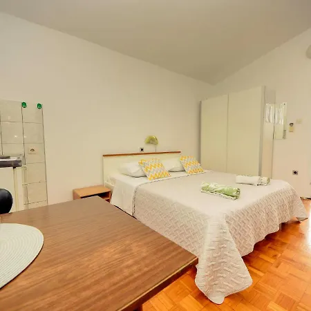 Dondo By Interhome